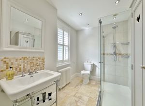 Photo 32- click for photo gallery